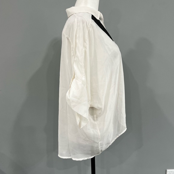 Almost Famous Sheer Medium Button Up Short Sleeve Top - Picture 6 of 15
